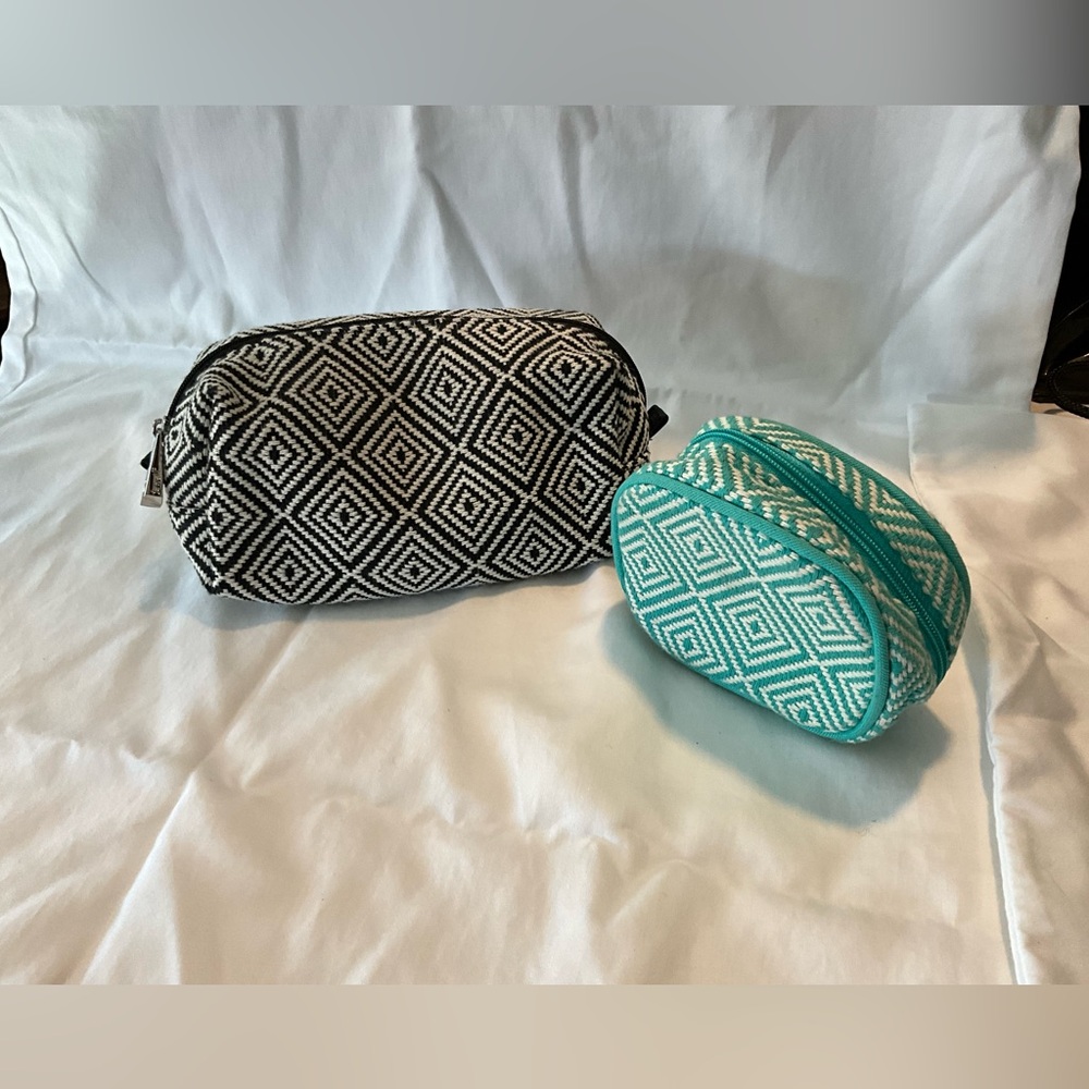 Thirty-one, coin and mini pouch
